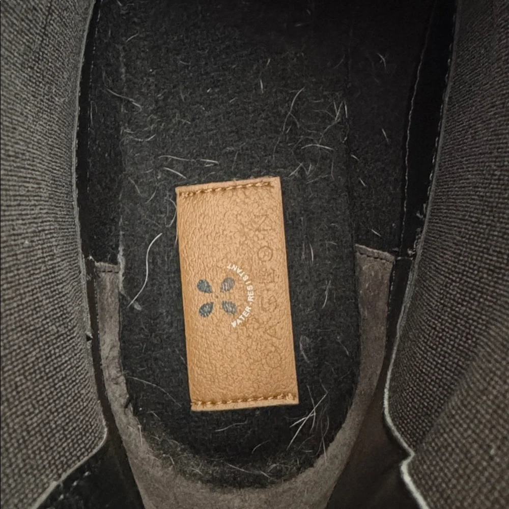 Black leather Chelsea boots - Picture 10 of 12